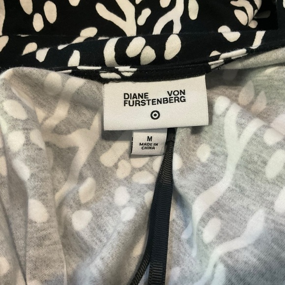 Diane von Furstenberg x Target Black White Print Wrap Midi Dress Size M - Picture 6 of 9